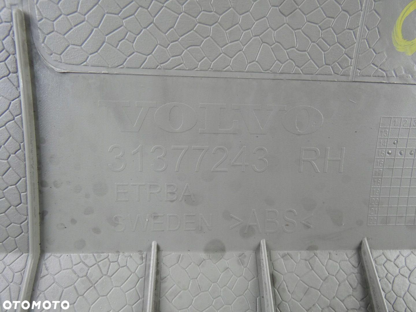 VOLVO XC90 II LISTWA OSŁONA PRAWA PRAWY TYŁ TYLNA - 3