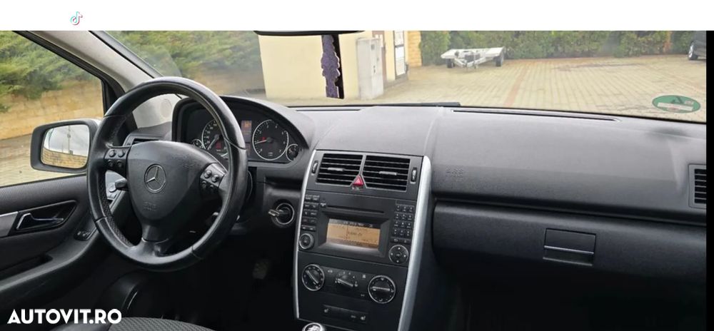 Mercedes-Benz A 150 BlueEFFICIENCY - 11