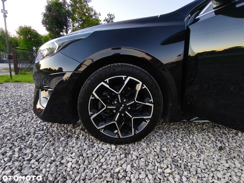 Kia ProCeed 1.5 T-GDI DCT7 OPF GT LINE - 32