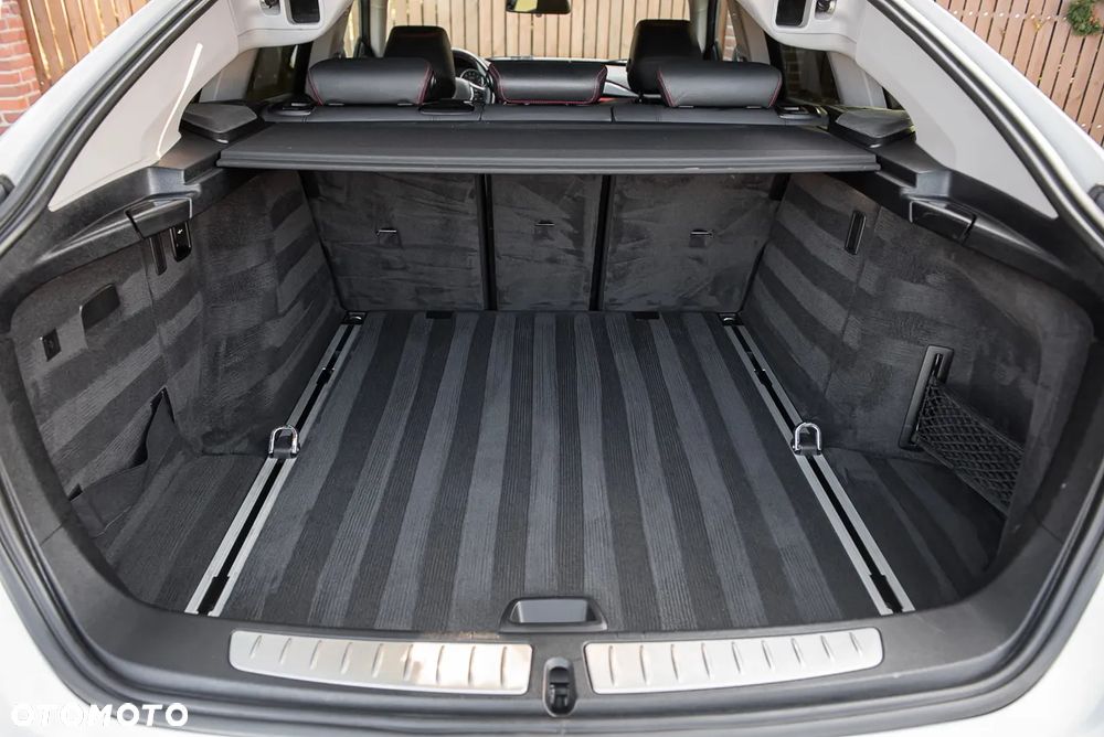 BMW 3GT 328i Sport-Aut Sport Line - 30