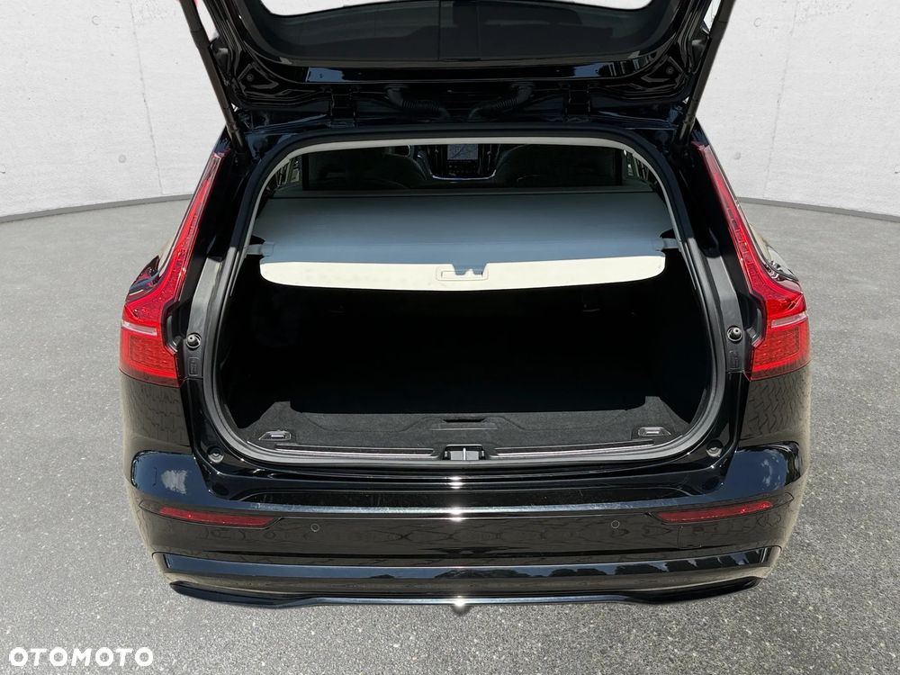 Volvo V60 B3 B Plus Dark - 25