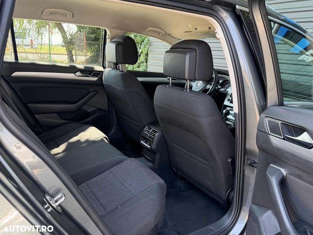 Volkswagen Passat 2.0 TDI SCR DSG Business - 17