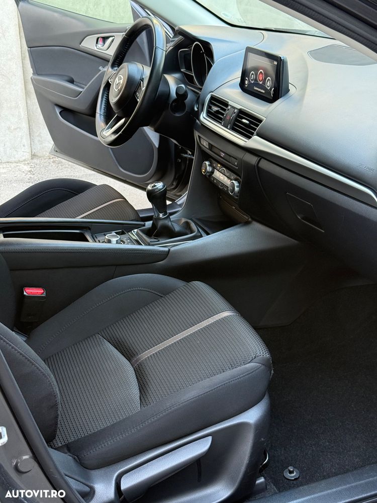 Mazda 3 - 19