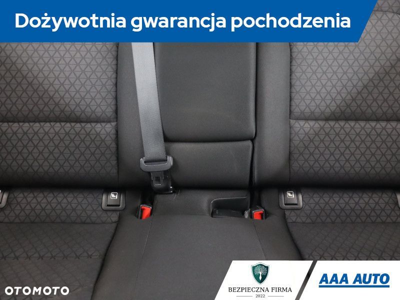 Kia Ceed - 12