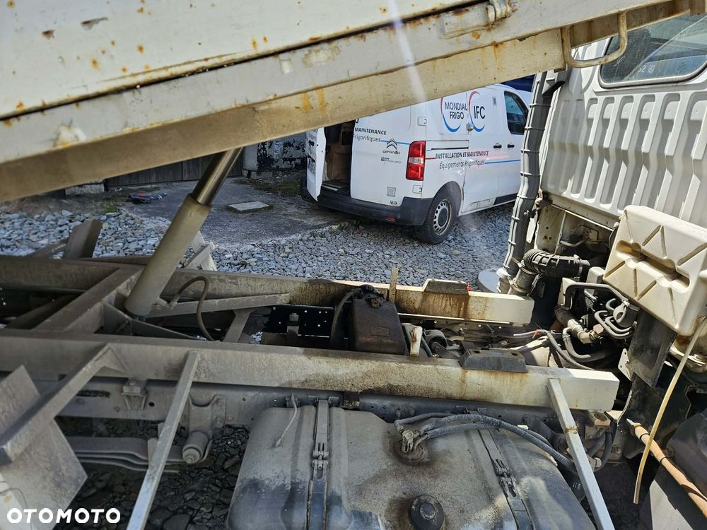Nissan CABSTAR WYWROTKA - 11
