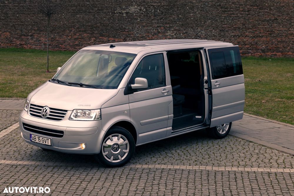 Volkswagen Multivan - 1