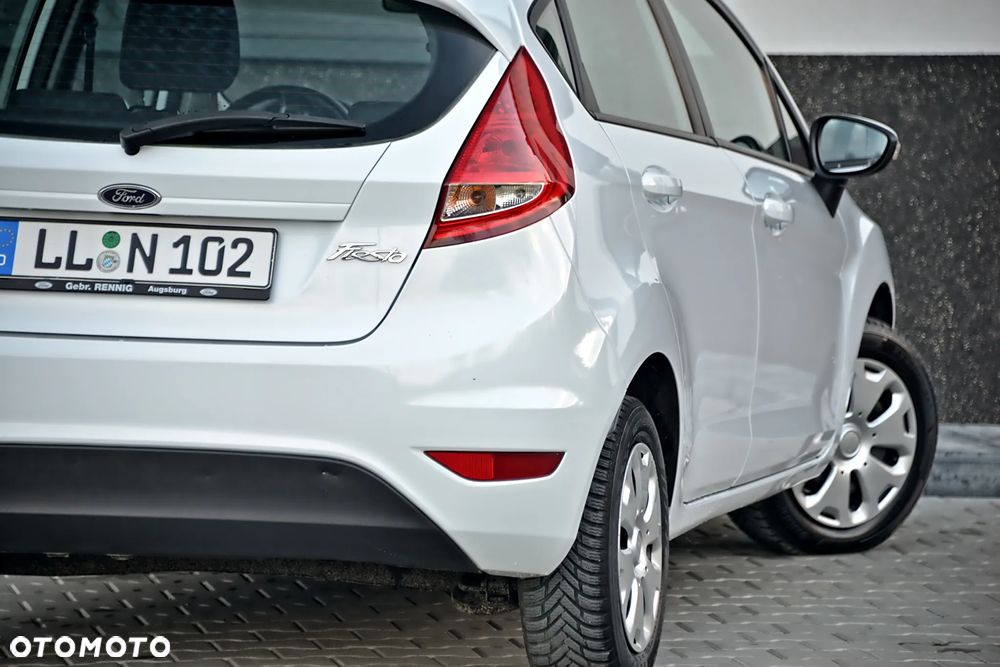 Ford Fiesta 1.25 Ambiente - 21