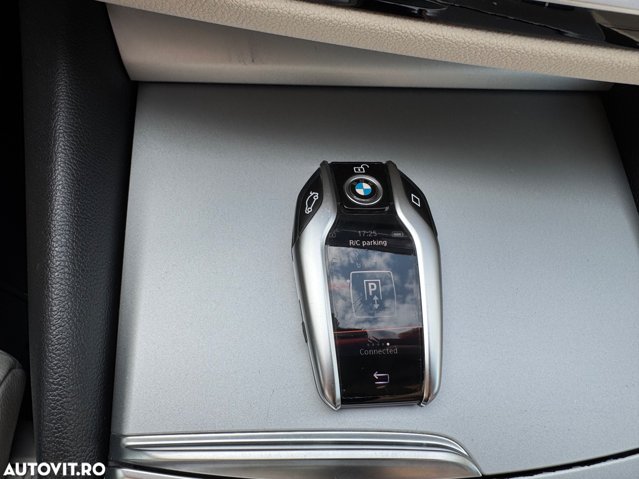 BMW Seria 5 520d AT - 11