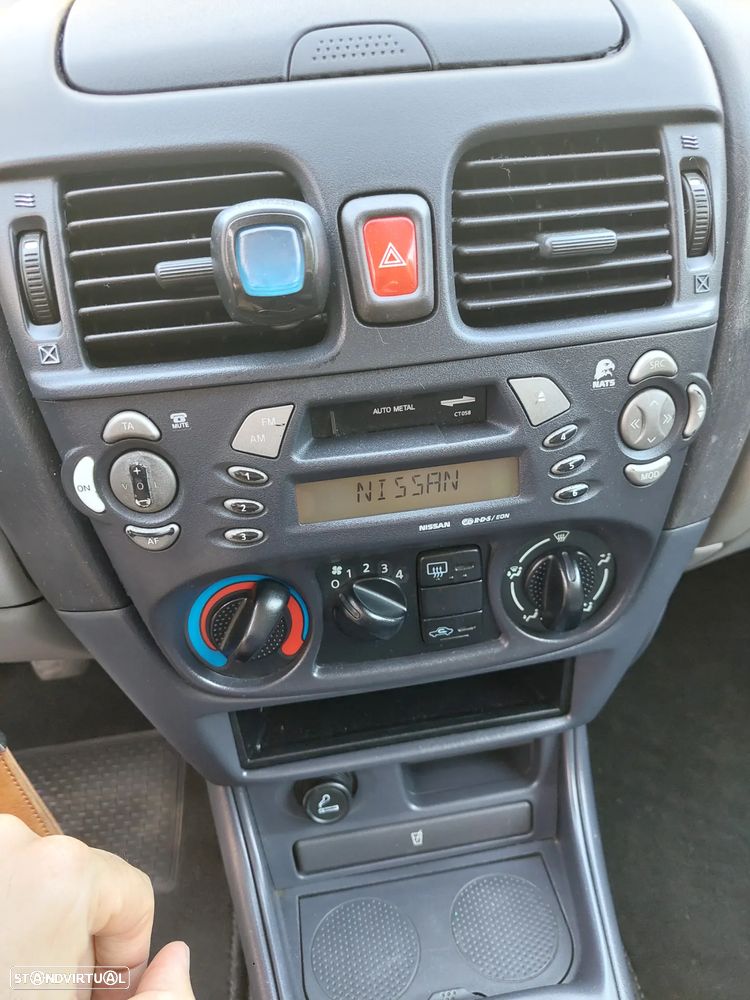 Nissan Almera - 17