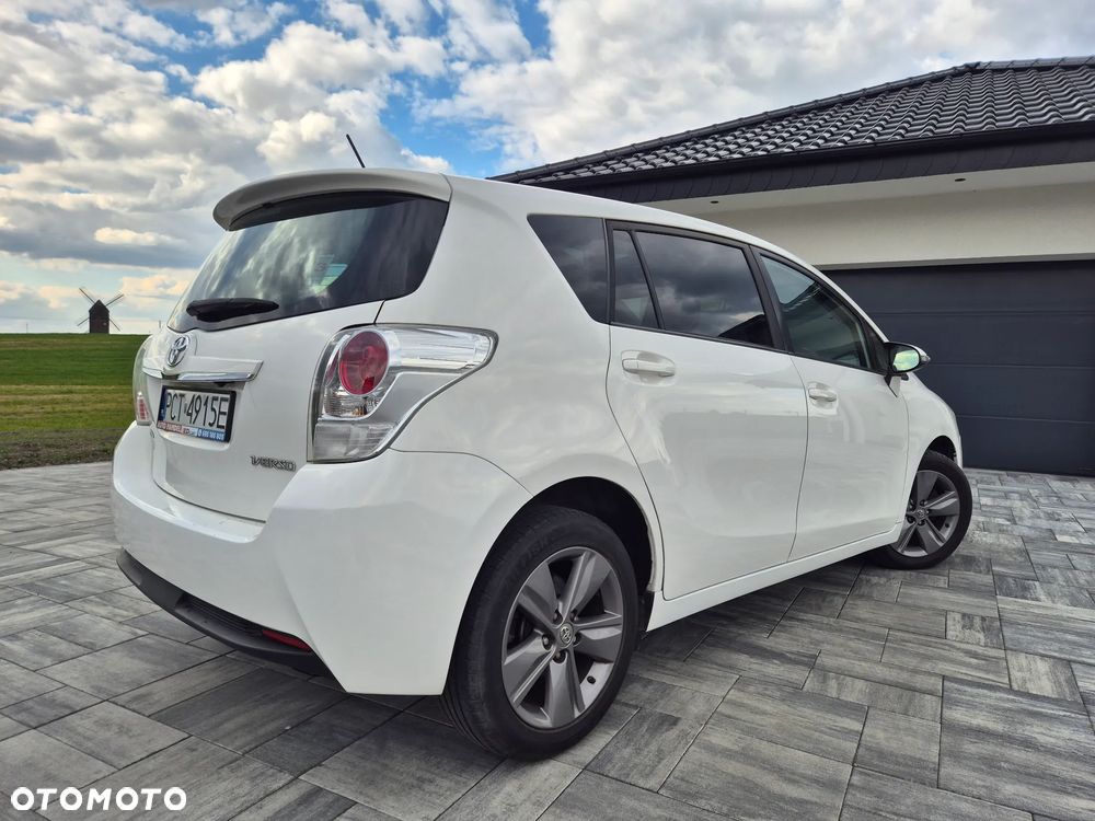 Toyota Verso 1.6 D-4D Premium - 17