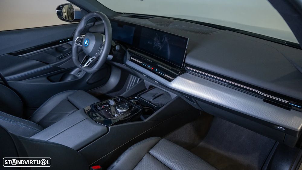 BMW 520 d Pack Desportivo M - 6