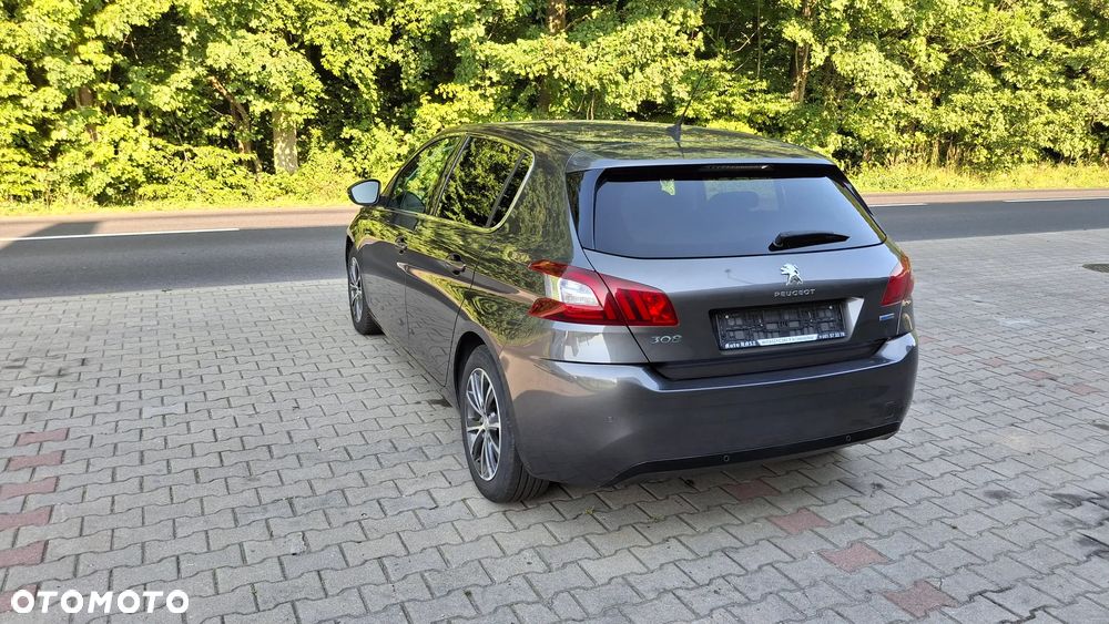 Peugeot 308 1.2 PureTech Allure S&S EAT6 - 12