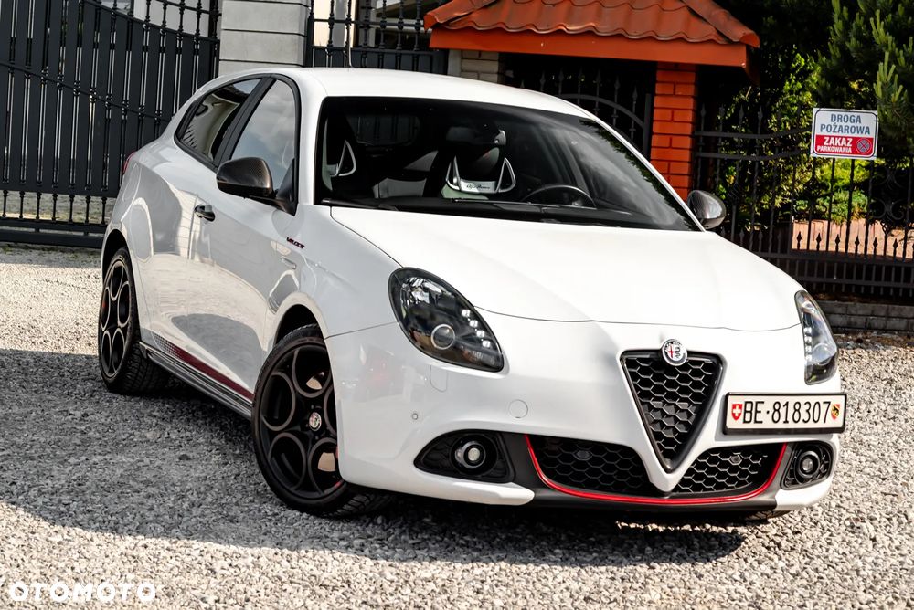 Alfa Romeo Giulietta 1.8 TBi 16V TCT Veloce - 2