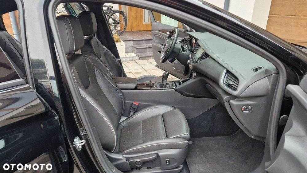 Opel Insignia - 18