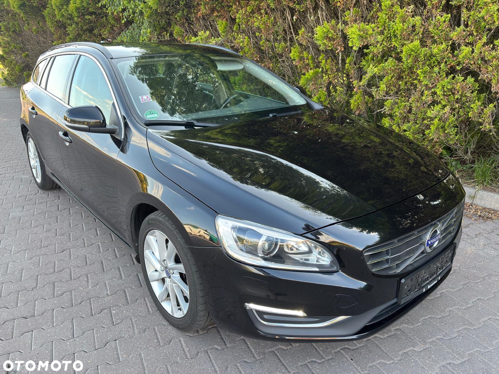 Volvo V60 D4 Drive-E Dynamic Edition (Momentum) - 6