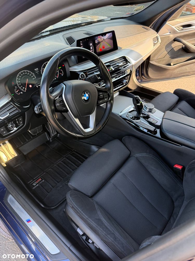 BMW Seria 5 520d xDrive M Sport sport - 6