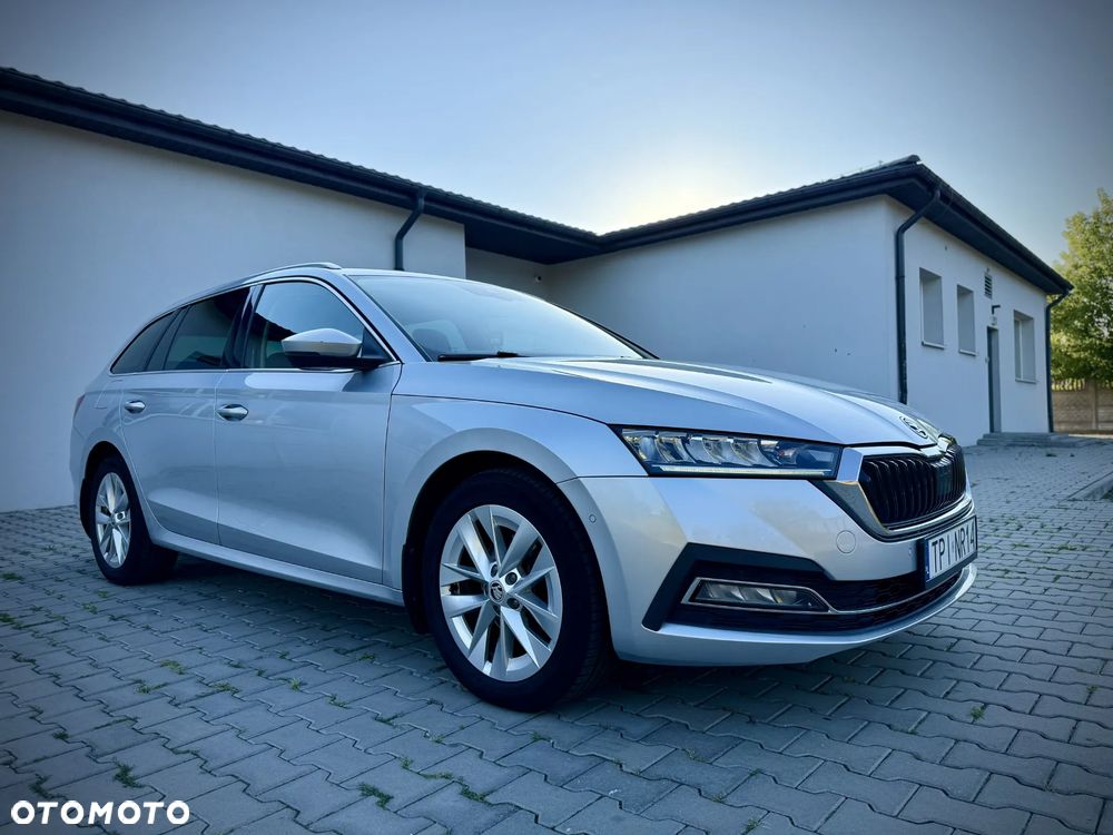 Skoda Octavia 2.0 TDI Sportline DSG - 1