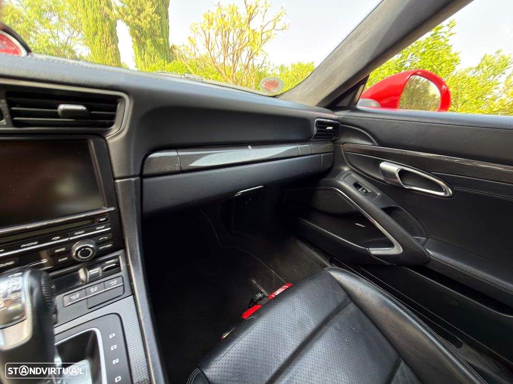 Porsche 911 (991) Carrera 4 PDK - 10