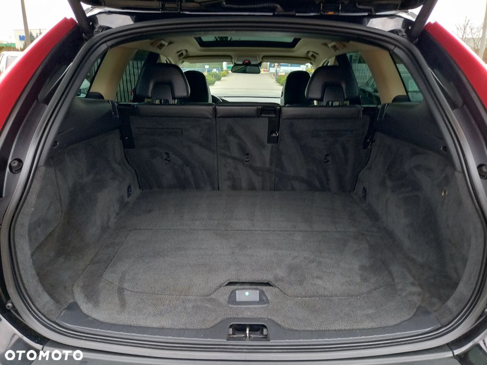 Volvo XC 60 D5 AWD Edition Pro - 12