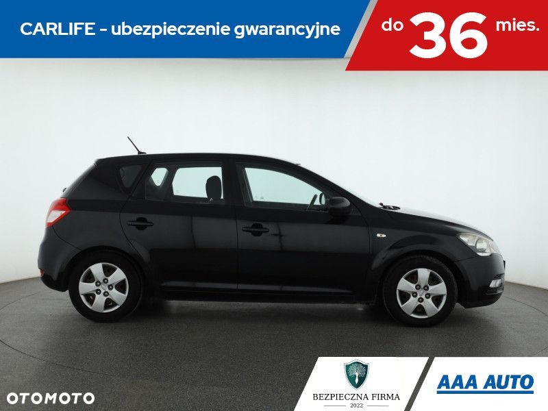 Kia Ceed - 7