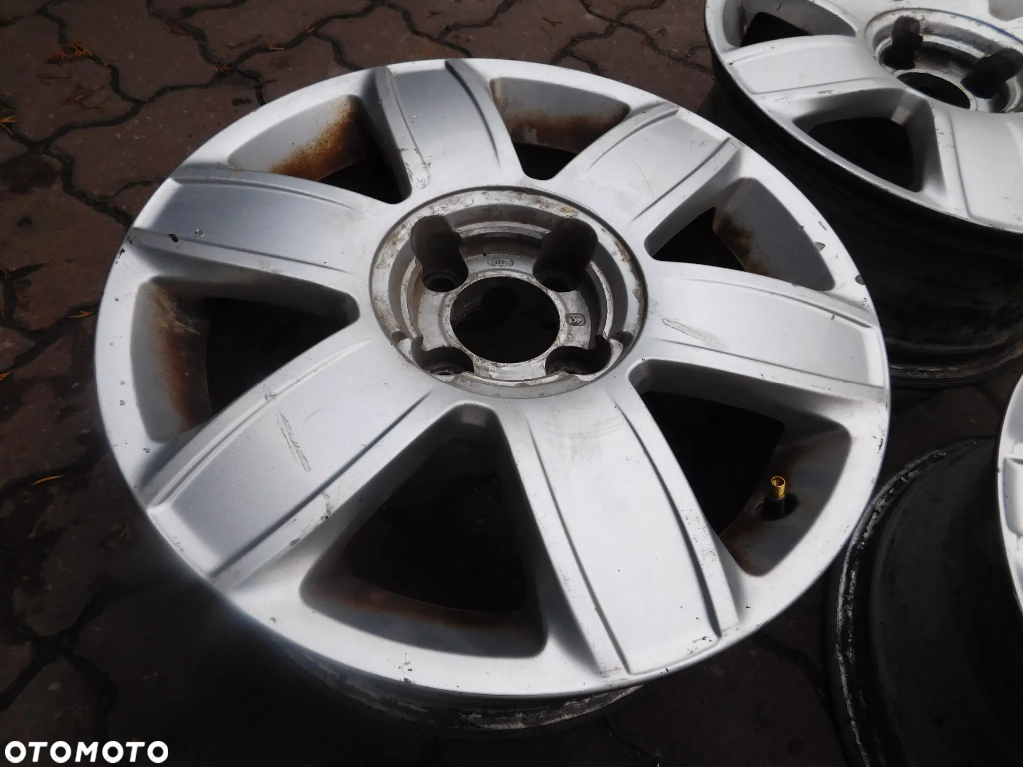 felga alu aluminiowa CITROEN C4 C5 BERLINGO XSARA 6,5Jx16 ET26 - 5