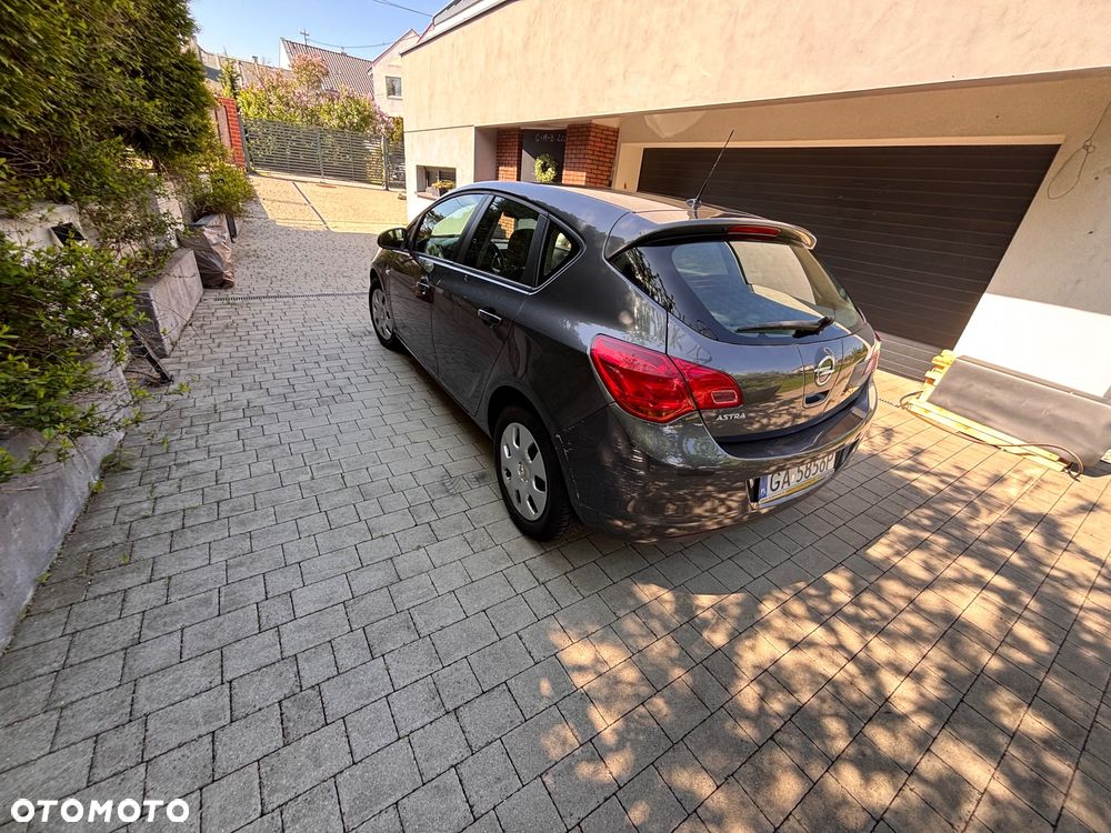Opel Astra 1.6 - 3