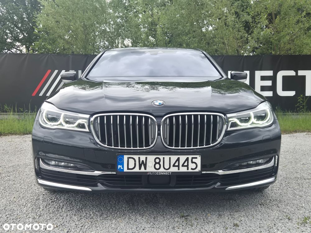 BMW Seria 7 740d xDrive - 13