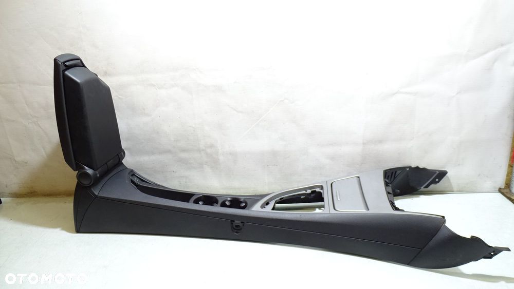 TUNEL ŚRODKOWY BMW E81 116i 2.0 - 1