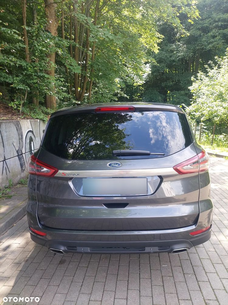 Ford S-Max 2.0 TDCi Titanium PowerShift - 12