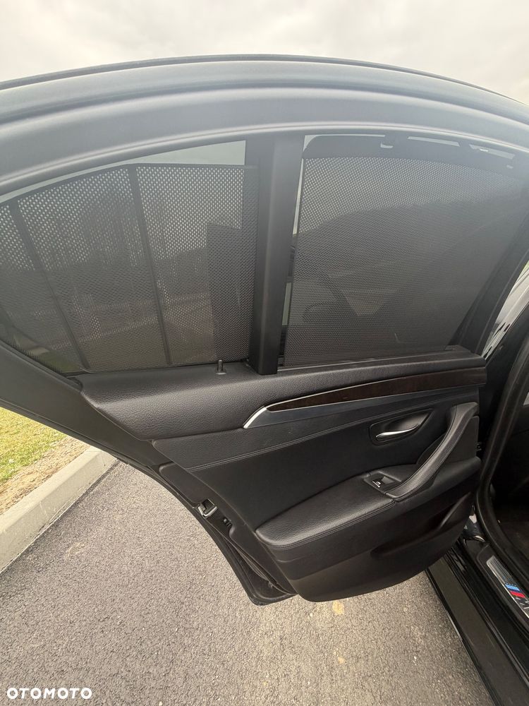 BMW Seria 5 535i Sport-Aut - 14