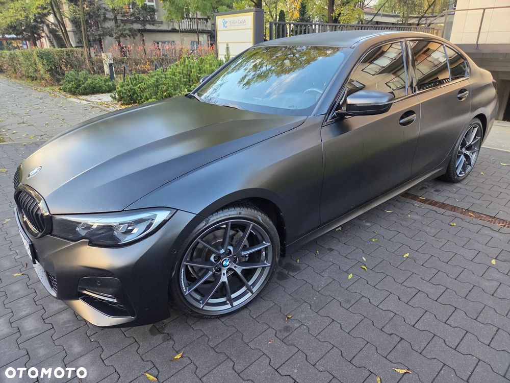 BMW Seria 3 320i xDrive M Sport sport - 4
