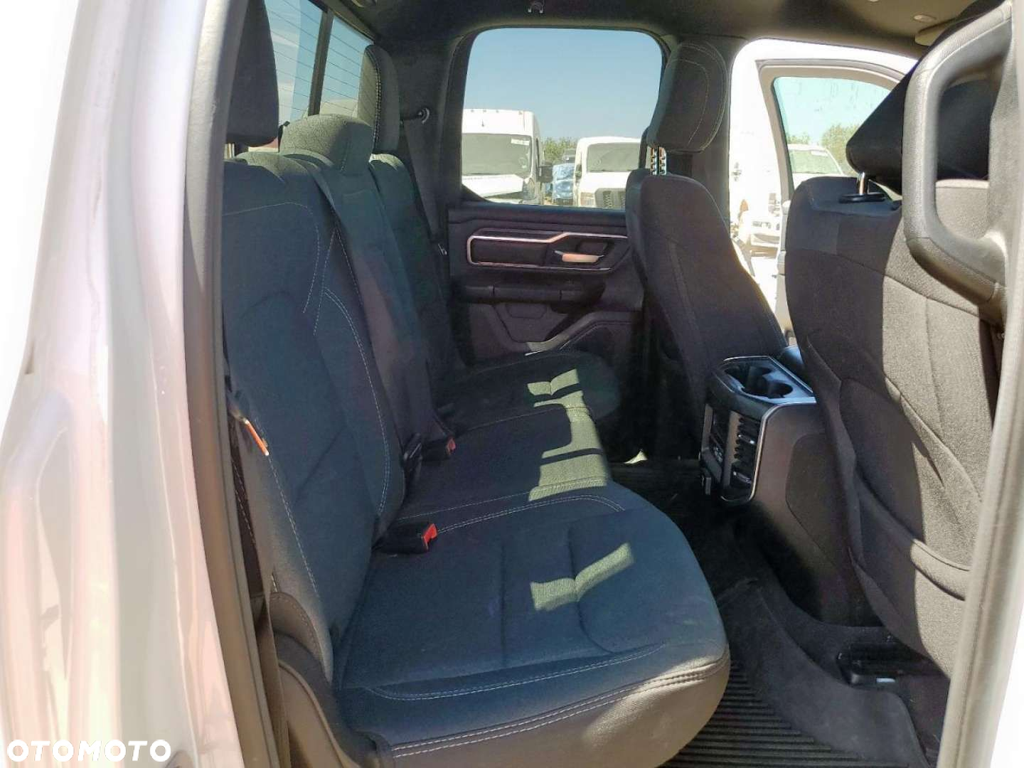 RAM 1500 - 11
