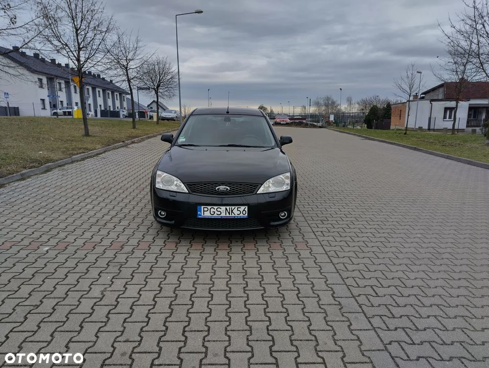 Ford Mondeo V6 ST 220 - 3