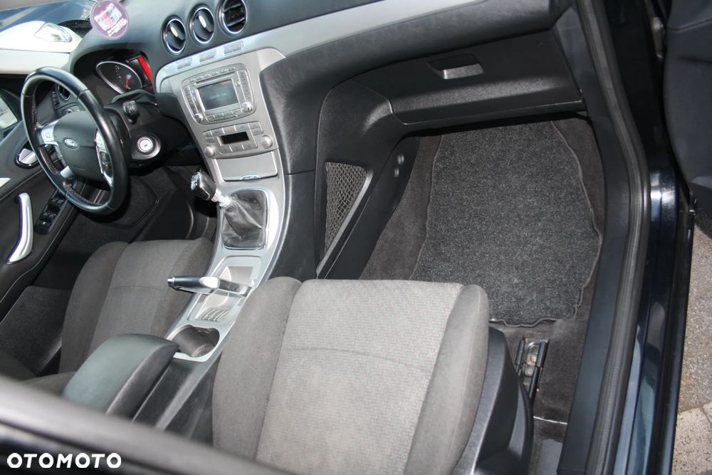 Ford S-Max 2.0 TDCi DPF Titanium - 12