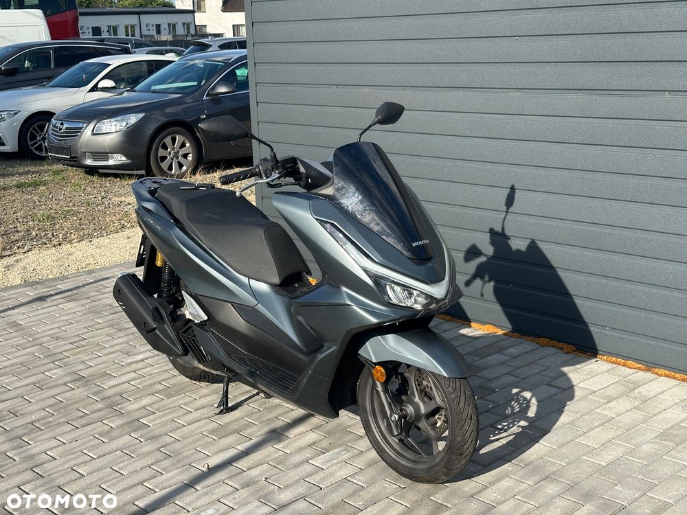 Honda PCX - 12