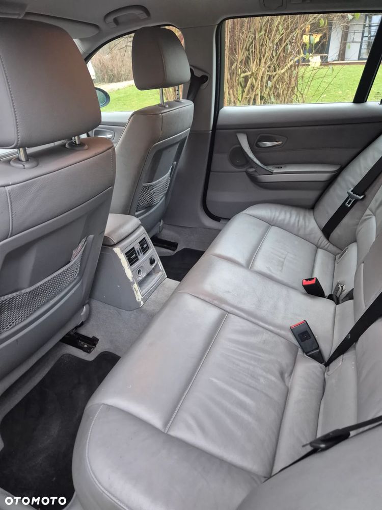 BMW Seria 3 325i - 6