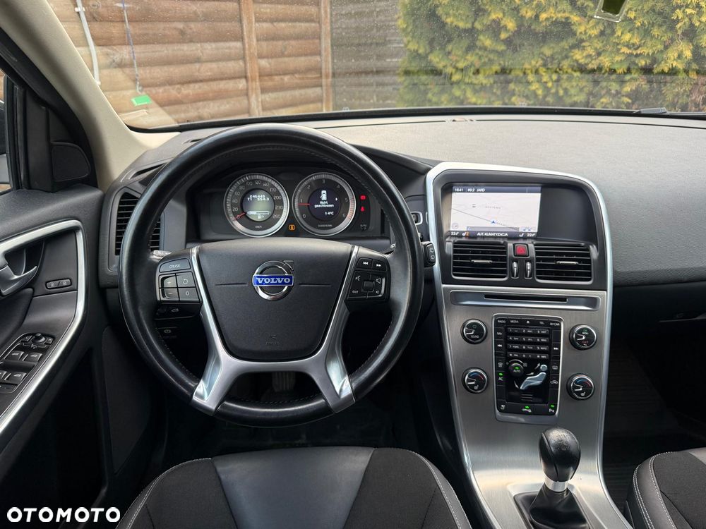 Volvo XC 60 DRIVe Momentum - 18