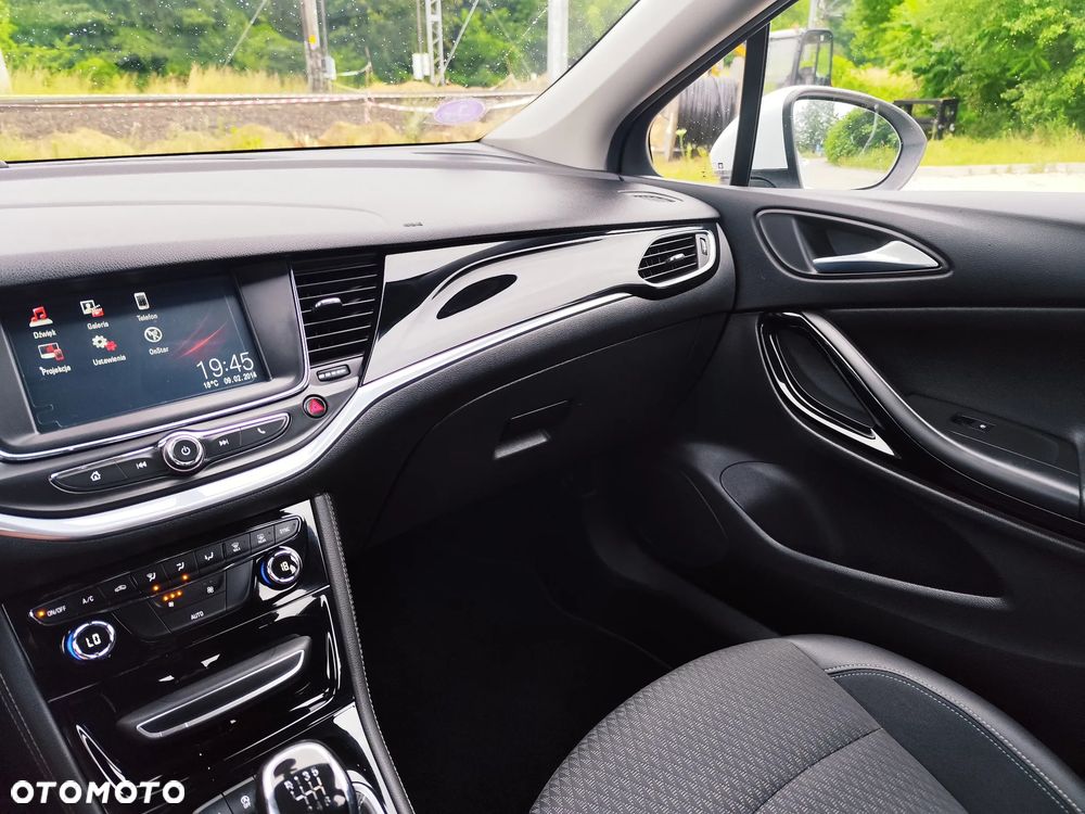 Opel Astra 1.4 Turbo Start/Stop Innovation - 24