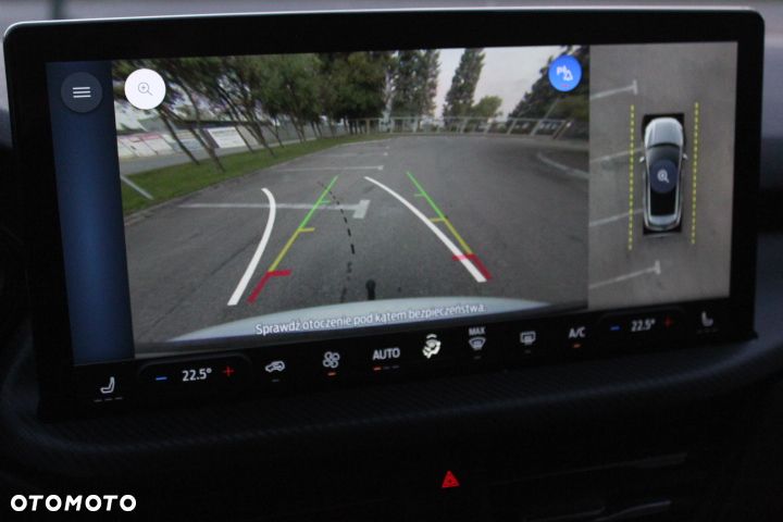 Ford Kuga 2.5 Duratec FHEV 4x4 ST-LINE X - 28