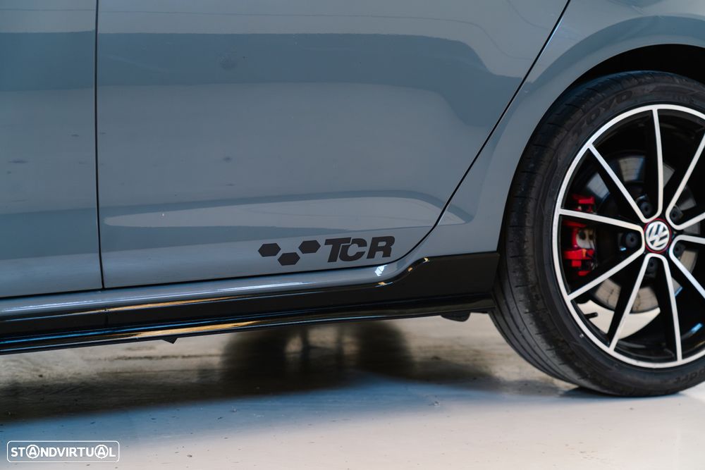 VW Golf 2.0 TSI GTi TCR DSG - 5