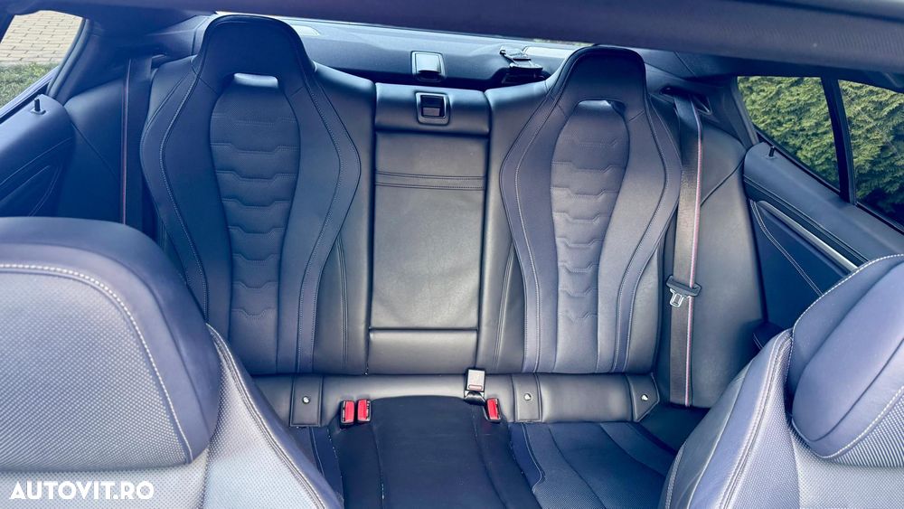 BMW Seria 8 840d xDrive AT MHEV - 11