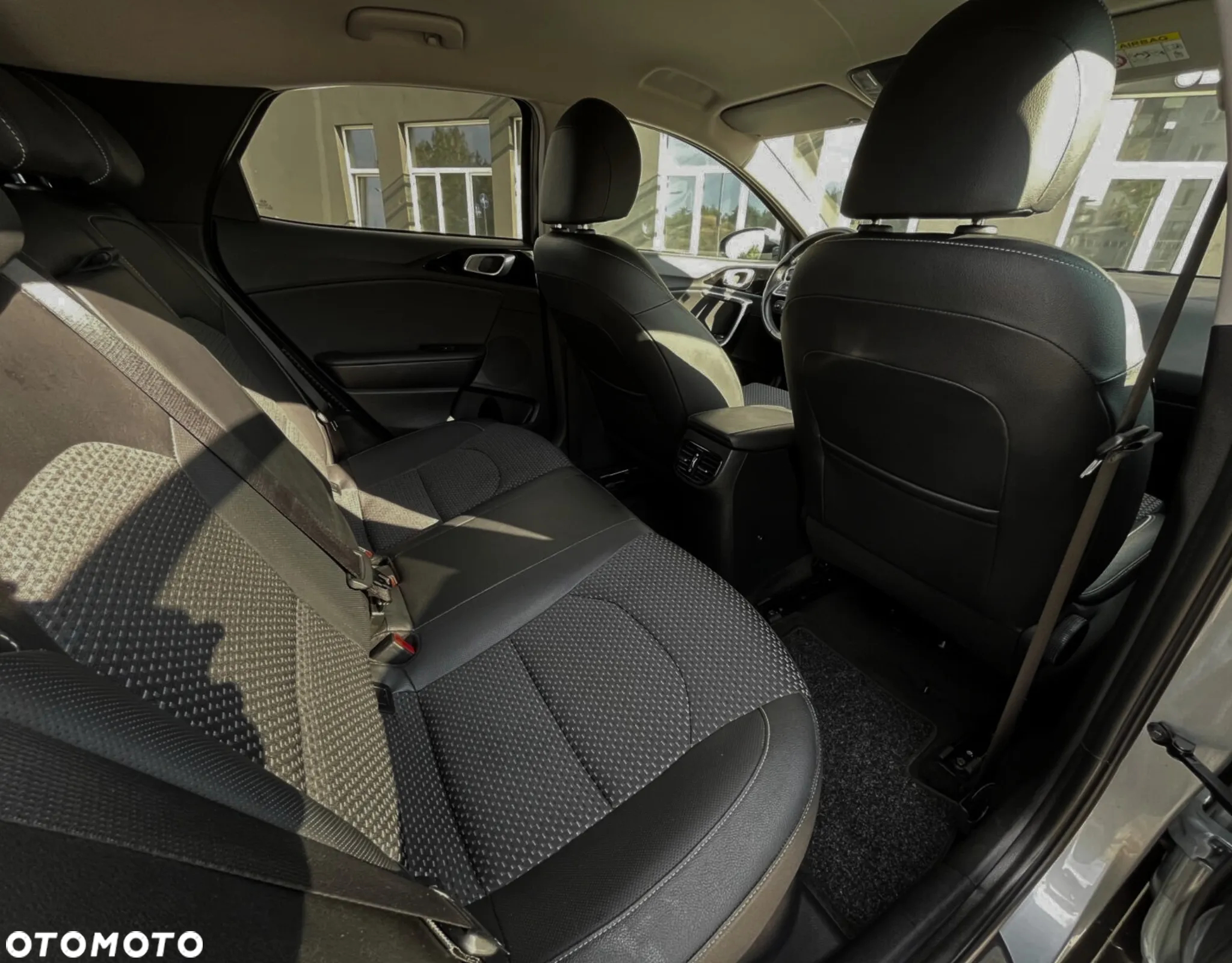 Kia XCeed 1.6 GDI DCT6 OPF Plug-in-Hybrid Inspiration - 35