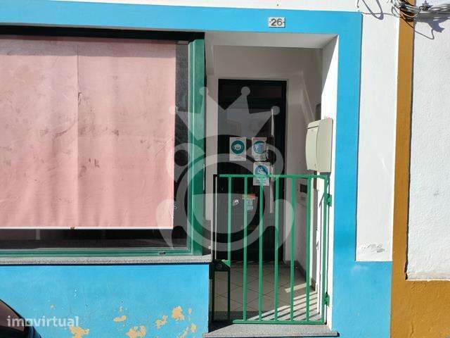 LOJA DE SERVIÇOS PARA VENDA EM REGUENGOS - Grande imagem: 2/9