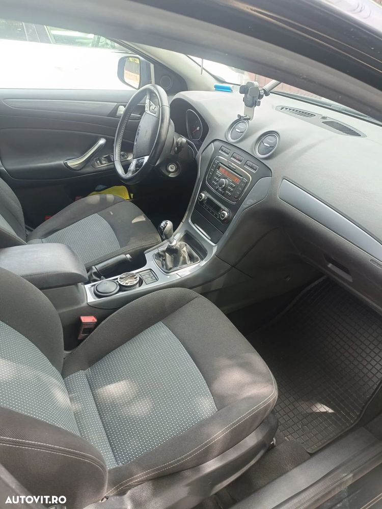 Ford Mondeo 1.6 SCTi EcoBoost Trend - 3