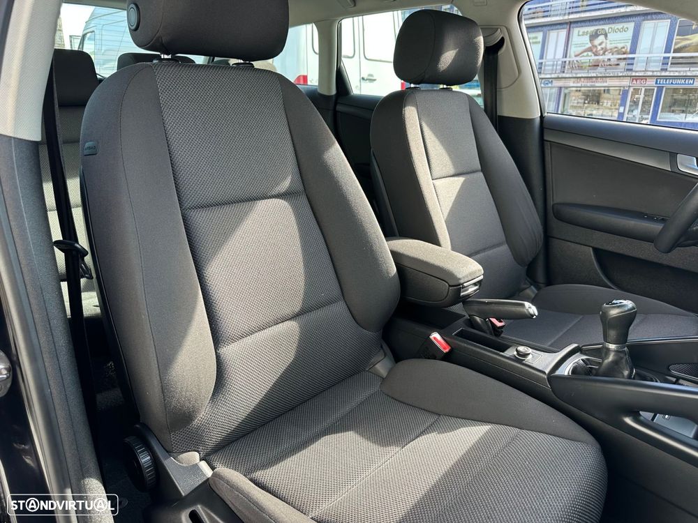 Audi A3 Sportback 1.6 TDI Attraction Special Edition - 12