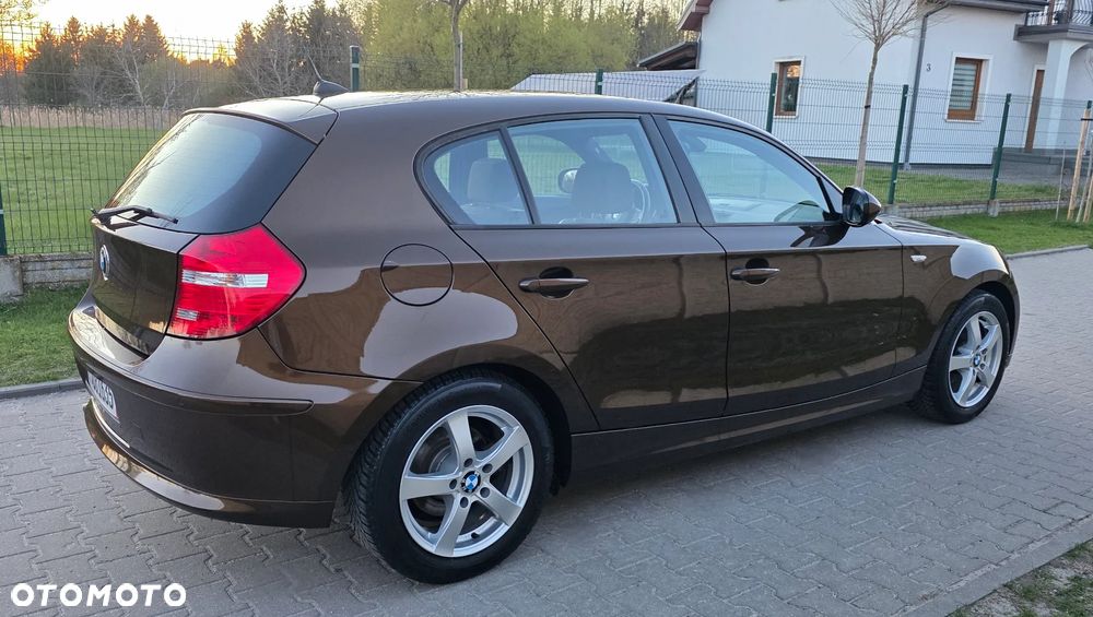 BMW Seria 1 - 10