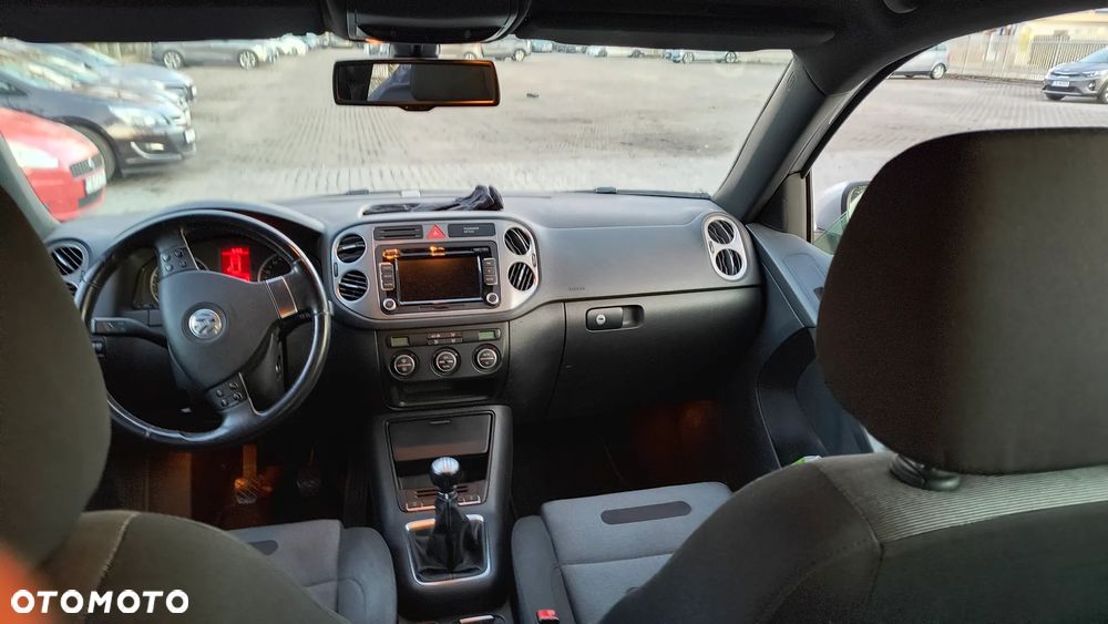 Volkswagen Tiguan 2.0 TDI 4Mot Track&Field - 9