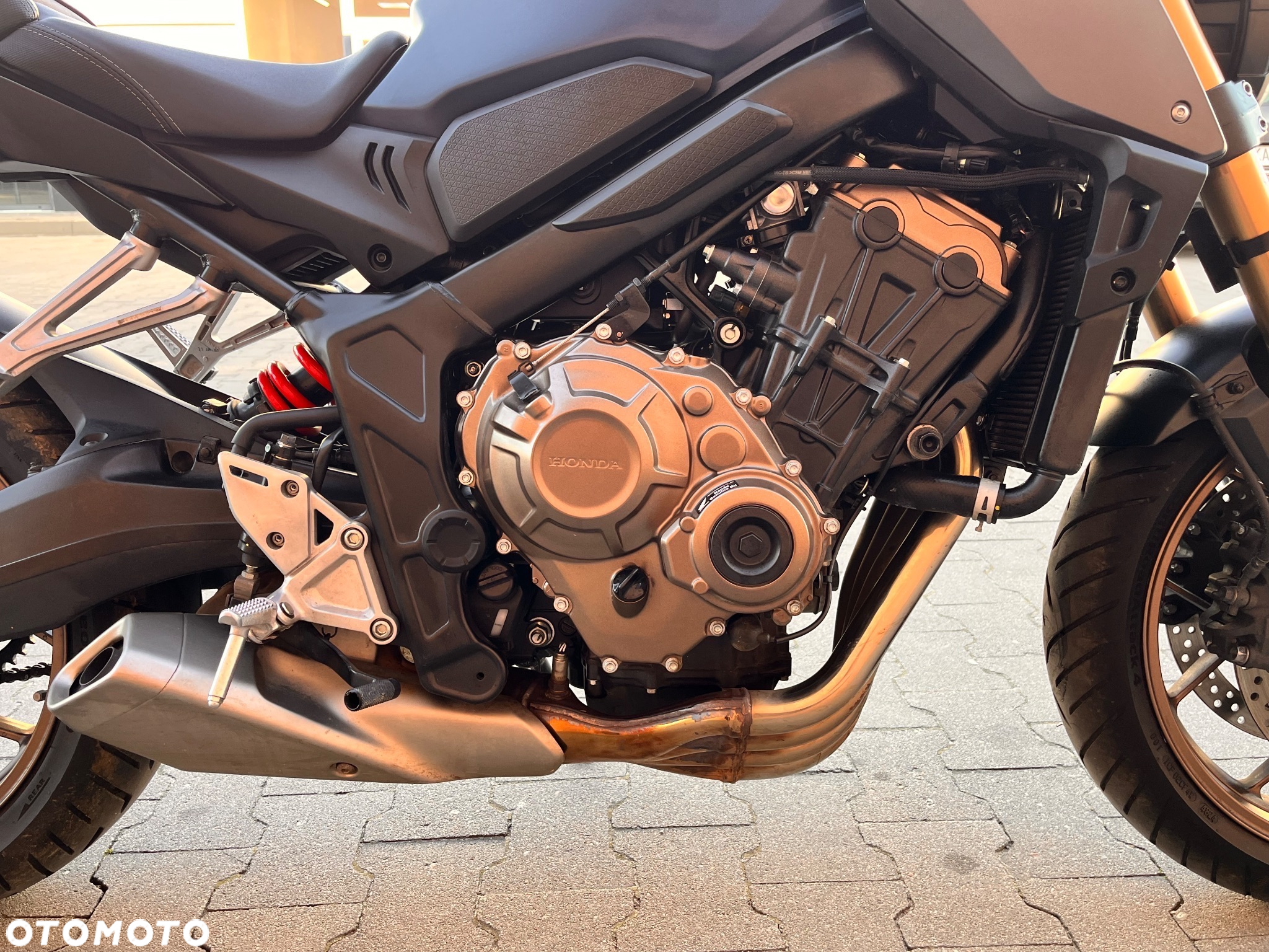Honda CB - 10