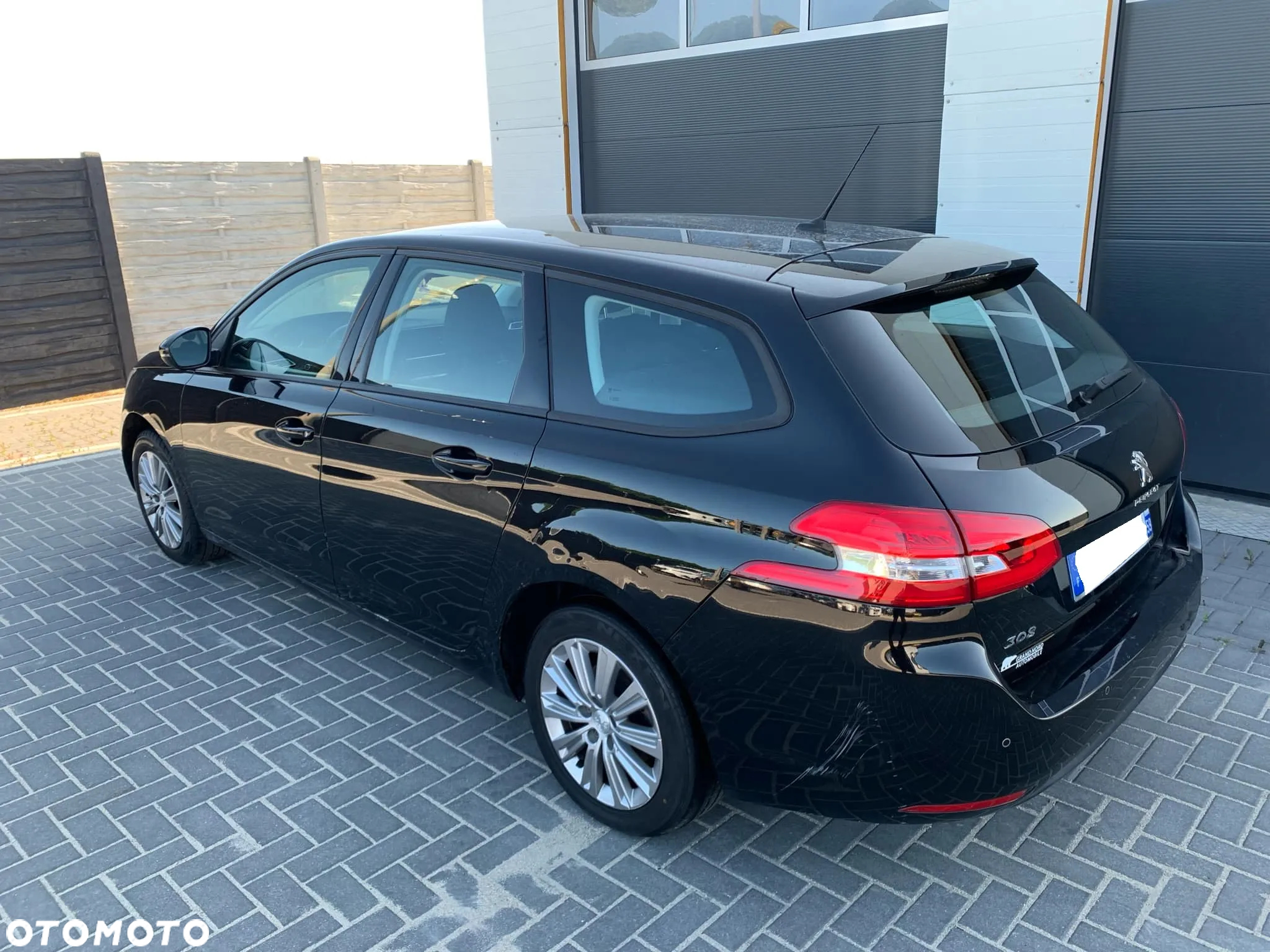 Peugeot 308 1.2 PureTech Active S&S - 4