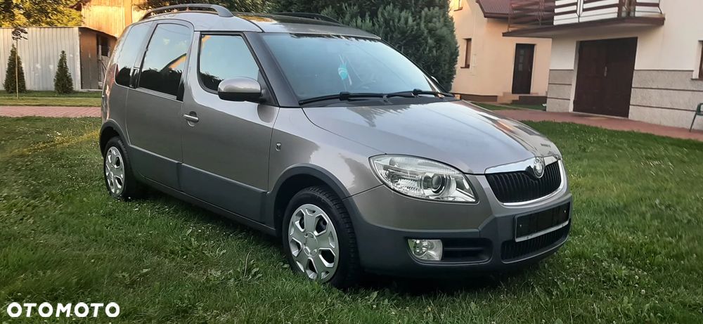 Skoda Roomster 1.6 16V Scout PLUS EDITION - 2